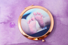 Load image into Gallery viewer, Rose Gold Circle Compact Mirror